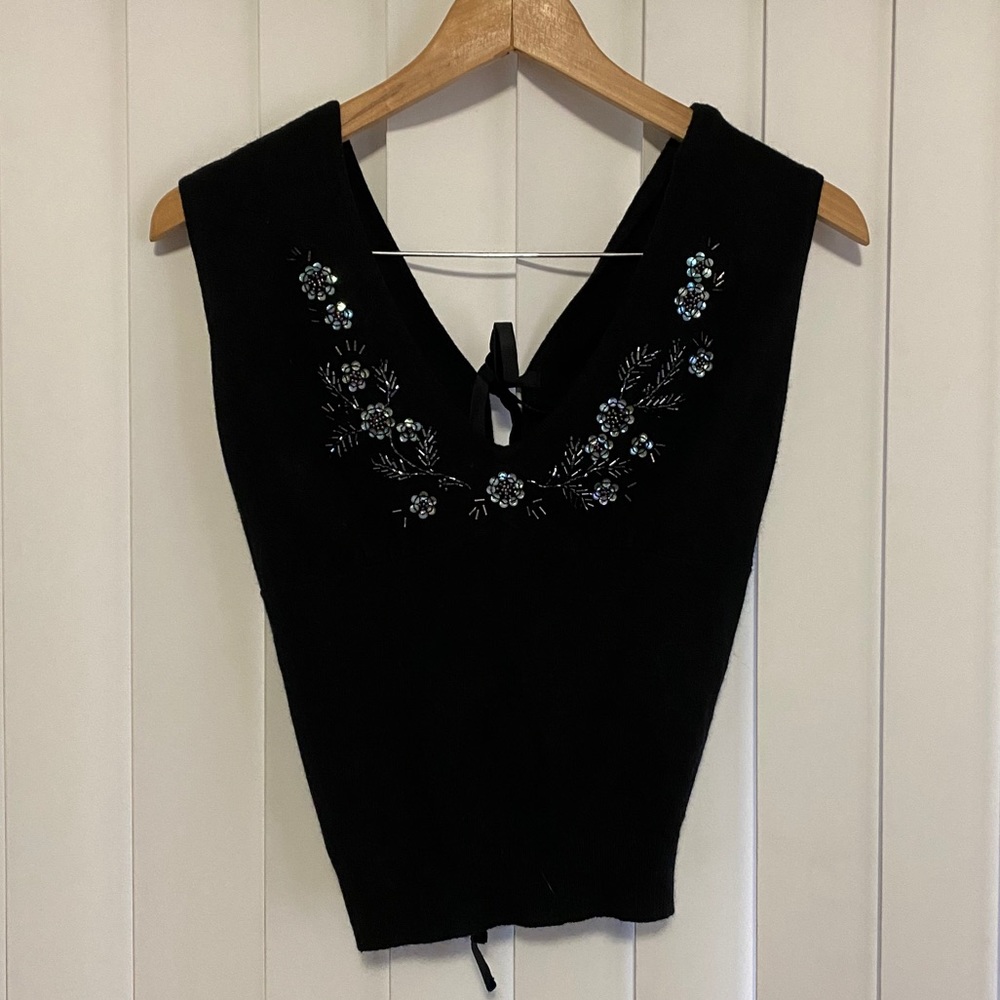 NWT Black Fitted Silk & Wool Sweater Vest